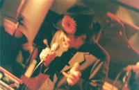 Henry Manetta singing